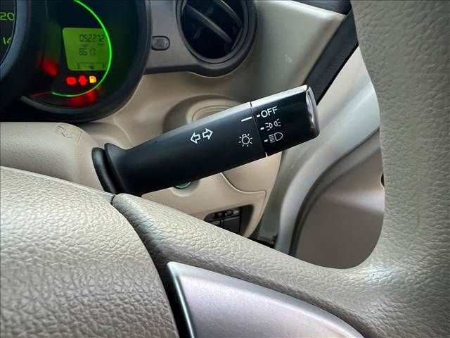 HONDA N BOX 2012 Image 31