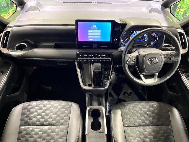 TOYOTA VOXY HYBRID 2025 Image 31