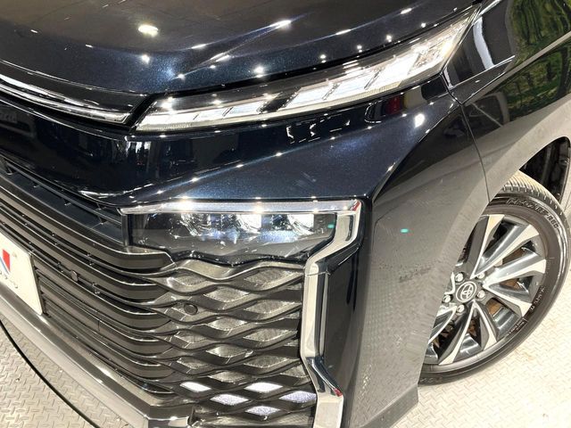 TOYOTA VOXY HYBRID 2025 Image 31