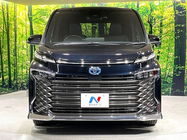 TOYOTA VOXY HYBRID 2025 Image 31