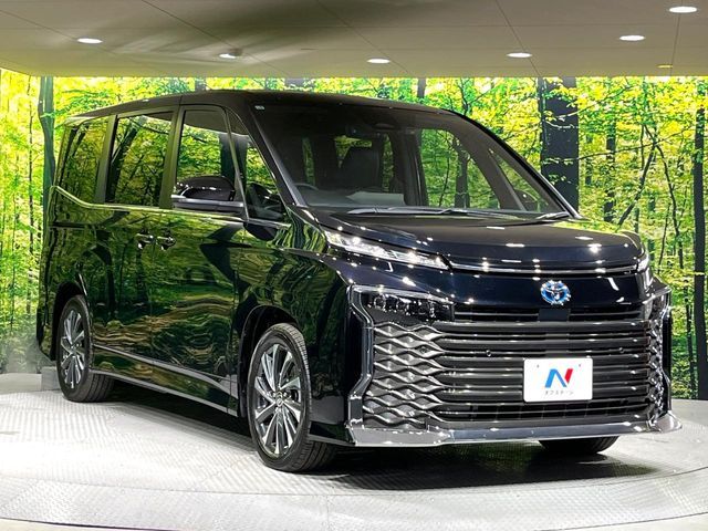 TOYOTA VOXY HYBRID 2025 Image 31
