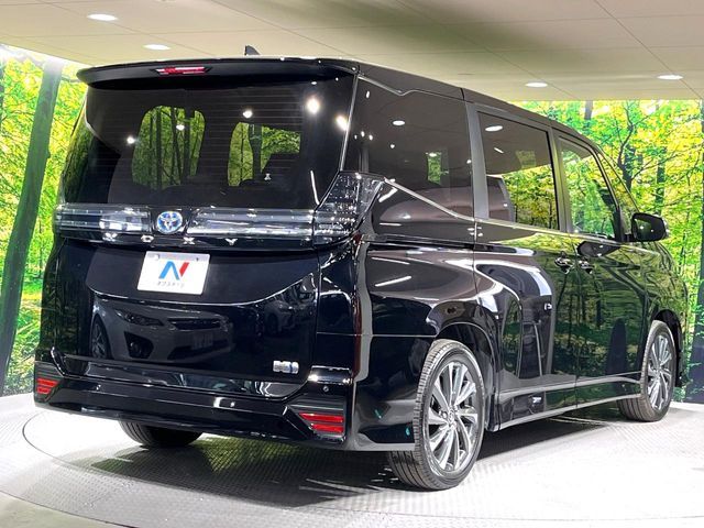 TOYOTA VOXY HYBRID 2025 Image 31