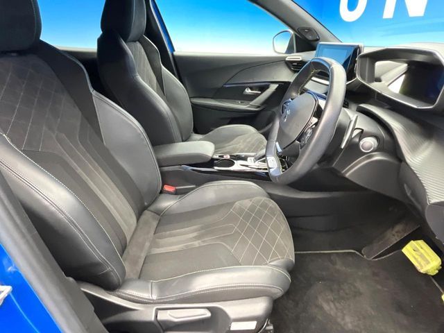 PEUGEOT 2008 2021 Image 31