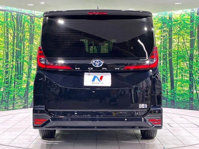 TOYOTA NOAH HYBRID 2025 Image 31