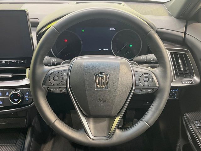 TOYOTA CROWN SEDAN HYBRID 2022 Image 31