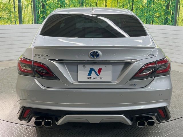 TOYOTA CROWN SEDAN HYBRID 2022 Image 31