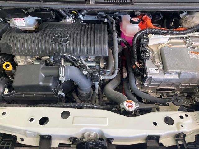 TOYOTA SIENTA HYBRID 2021 Image 31