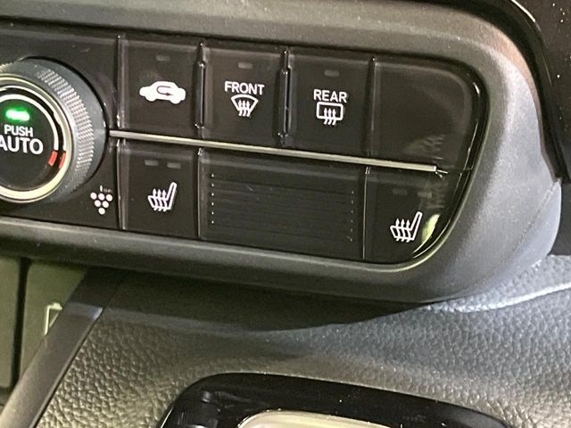 HONDA N BOX CUSTOM 2020 Image 31