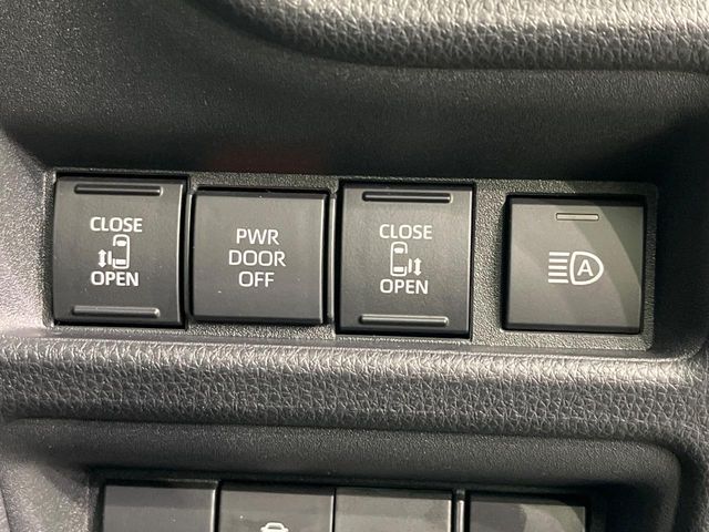 TOYOTA SIENTA HYBRID 2025 Image 31