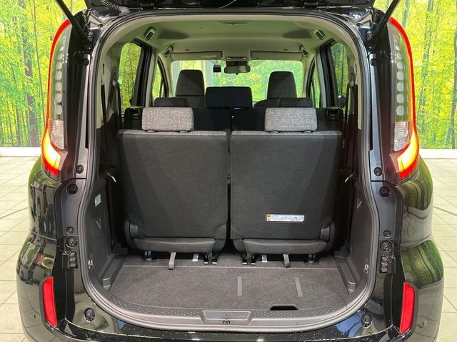 TOYOTA SIENTA HYBRID 2025 Image 31