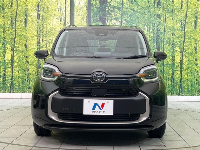 TOYOTA SIENTA HYBRID 2025 Image 31