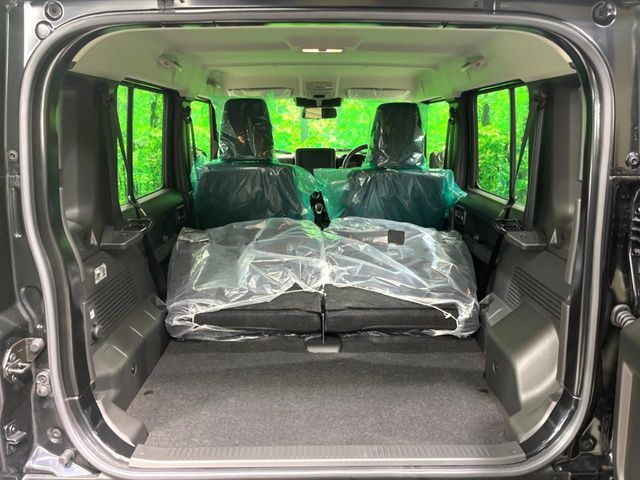 SUZUKI JIMNY NOMADE 2025 Image 31