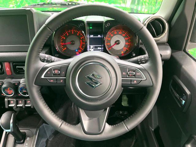 SUZUKI JIMNY NOMADE 2025 Image 31