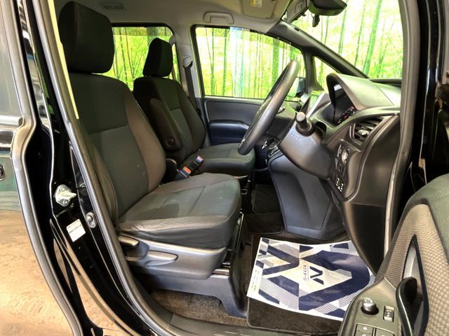 TOYOTA VOXY 2019 Image 31