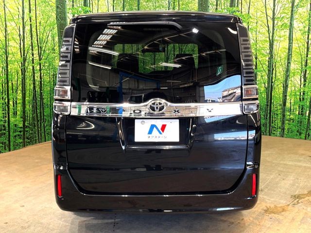 TOYOTA VOXY 2019 Image 31