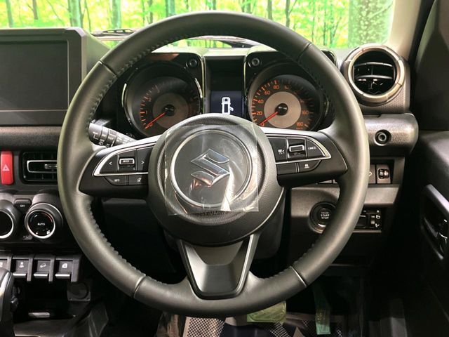 SUZUKI JIMNY NOMADE 2025 Image 31