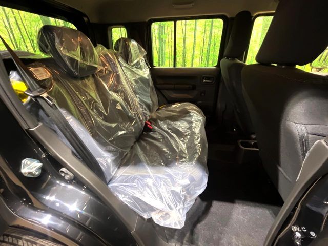 SUZUKI JIMNY NOMADE 2025 Image 31