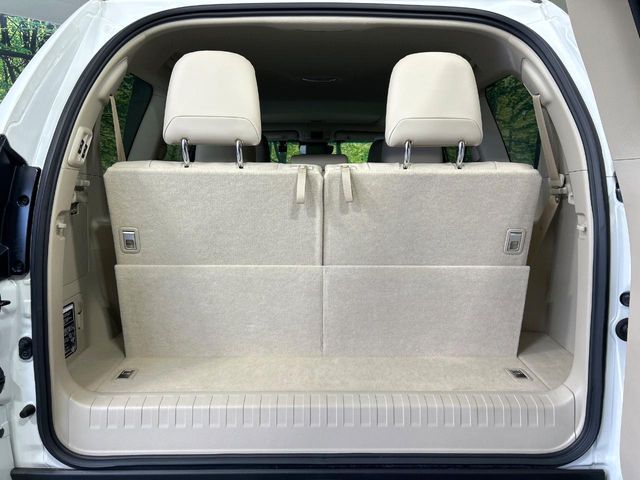 TOYOTA LANDCRUISER PRADO 2023 Image 31