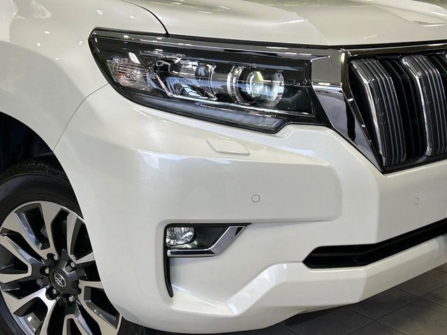 TOYOTA LANDCRUISER PRADO 2023 Image 31