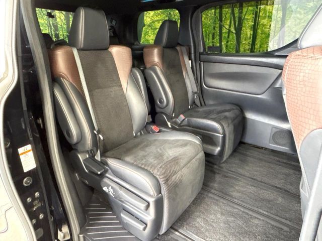 TOYOTA ALPHARD 2017 Image 31