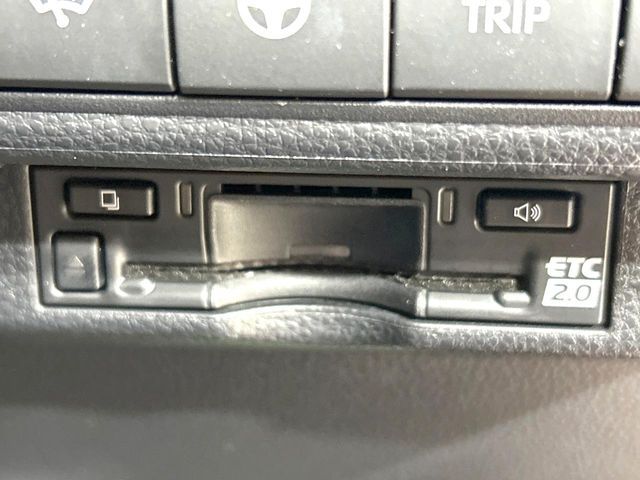 TOYOTA COROLLA TOURING HYBR 2024 Image 31