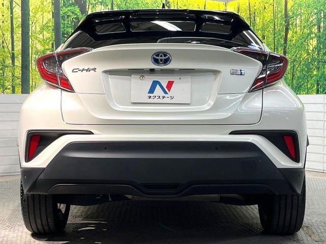 TOYOTA C-HR 2017 Image 31