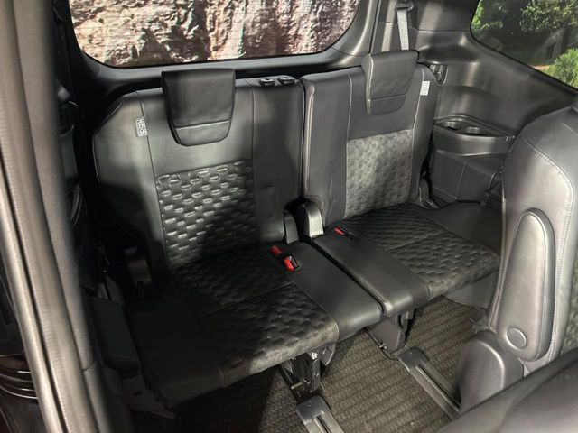 TOYOTA VOXY HYBRID 2023 Image 31