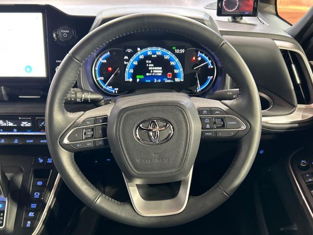 TOYOTA VOXY HYBRID 2023 Image 31