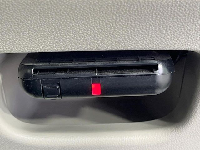 DAIHATSU CAST ACTIVA 2019 Image 31