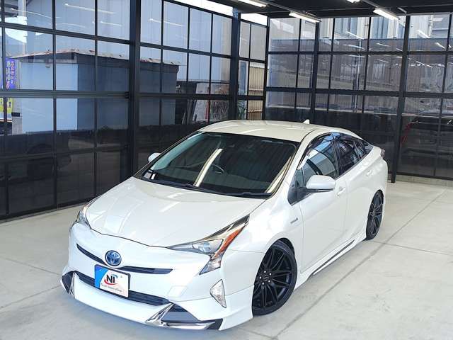 TOYOTA PRIUS 2016 Image 31