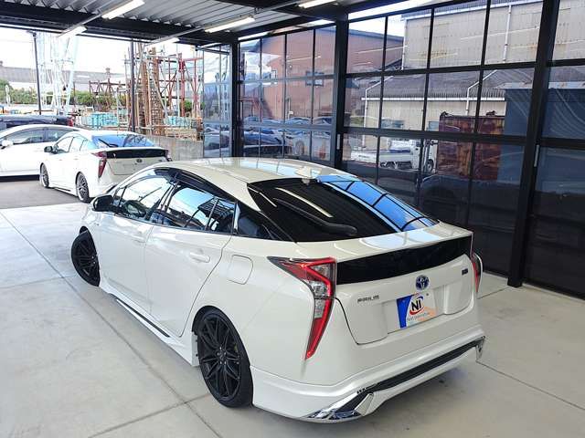 TOYOTA PRIUS 2016 Image 31