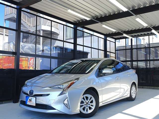 TOYOTA PRIUS 2017 Image 31