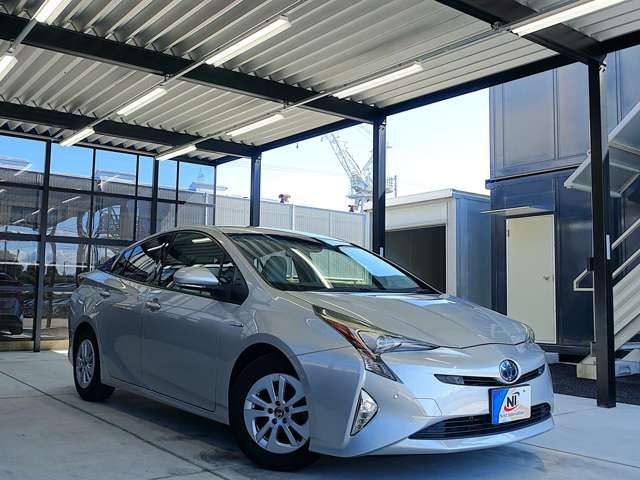 TOYOTA PRIUS 2017 Image 31