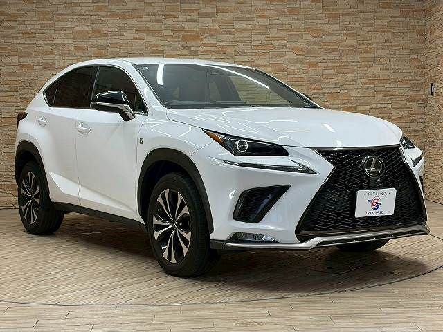 TOYOTA LEXUS NX300 2019 Image 31