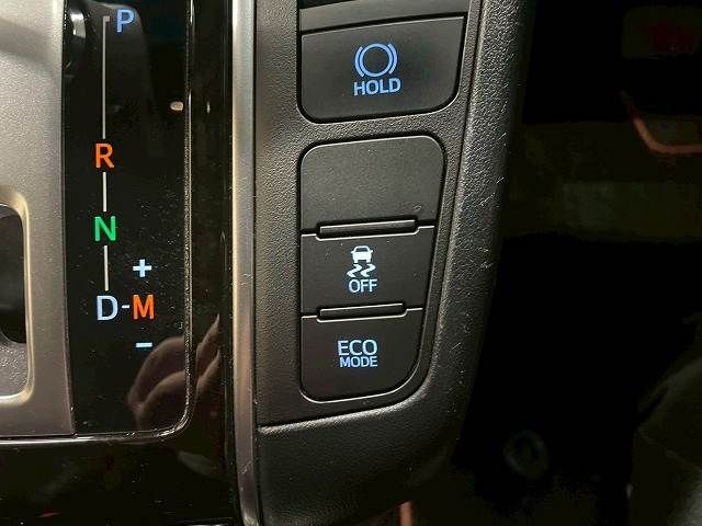 TOYOTA ALPHARD 2017 Image 31