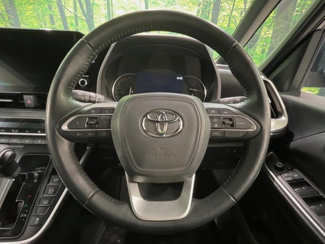 TOYOTA VOXY 2022 Image 31