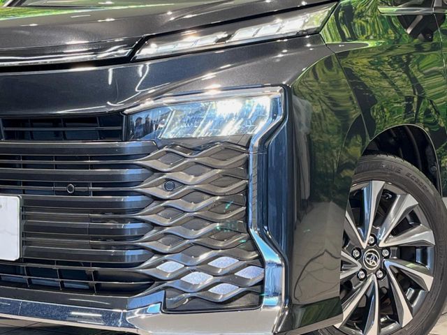 TOYOTA VOXY 2022 Image 31