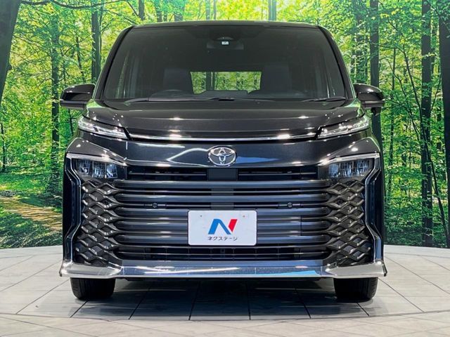 TOYOTA VOXY 2022 Image 31