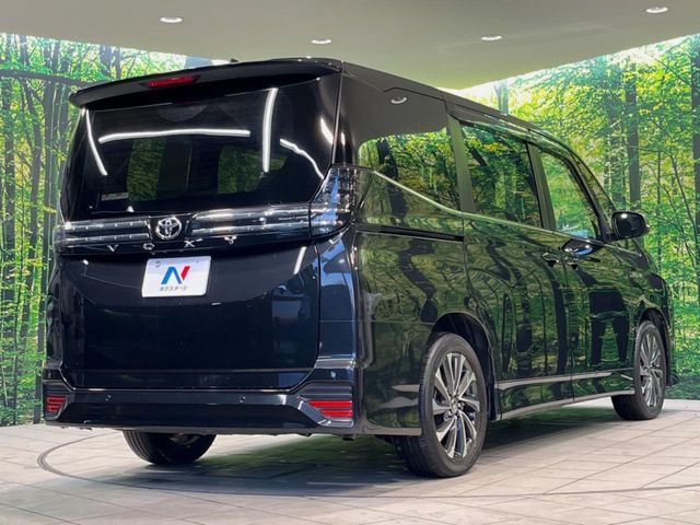 TOYOTA VOXY 2022 Image 31