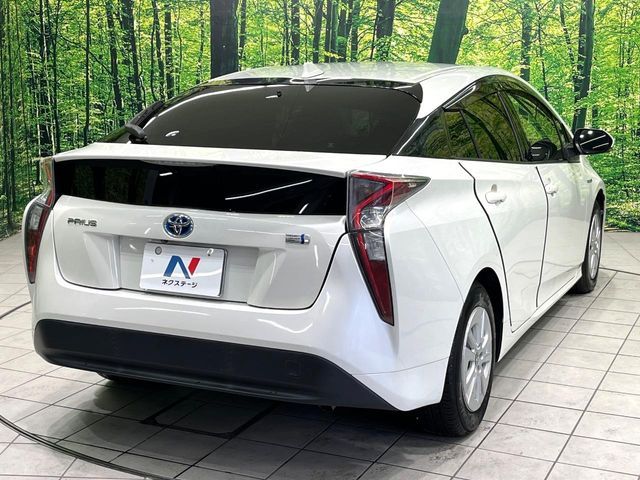 TOYOTA PRIUS 2016 Image 31