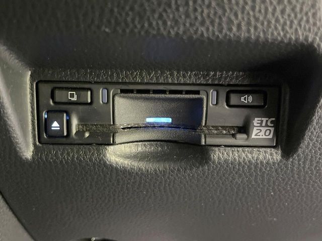 TOYOTA NOAH HYBRID 2024 Image 31