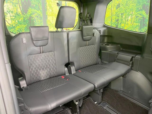 TOYOTA NOAH HYBRID 2024 Image 31