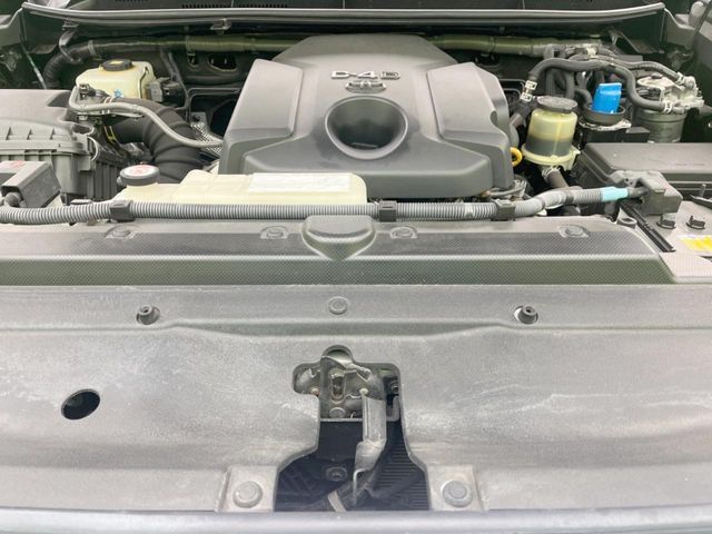 TOYOTA LANDCRUISER PRADO 2018 Image 31