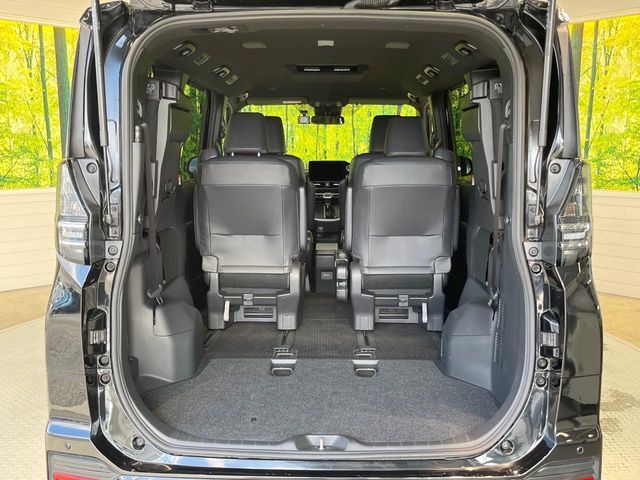 TOYOTA VOXY 2022 Image 31