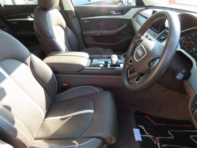AUDI A8 2014 Image 31