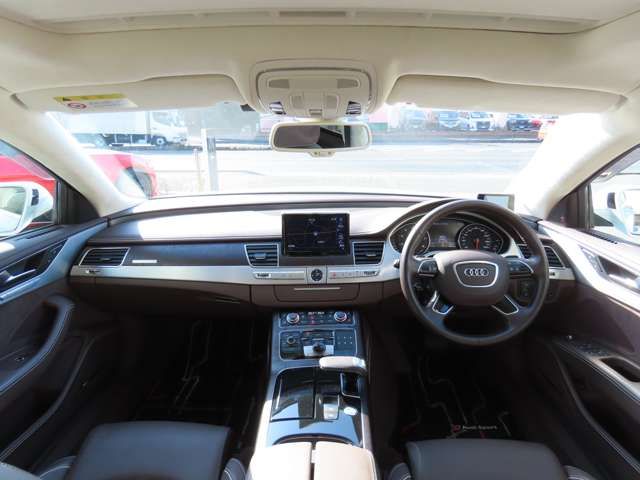 AUDI A8 2014 Image 31