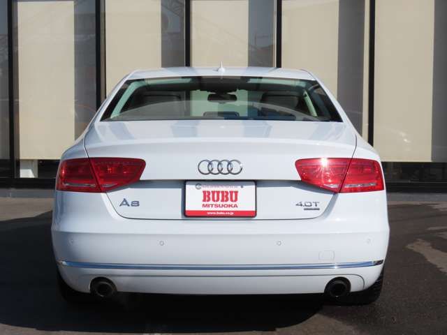 AUDI A8 2014 Image 31
