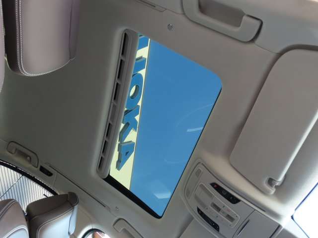 AUDI A8 2014 Image 31