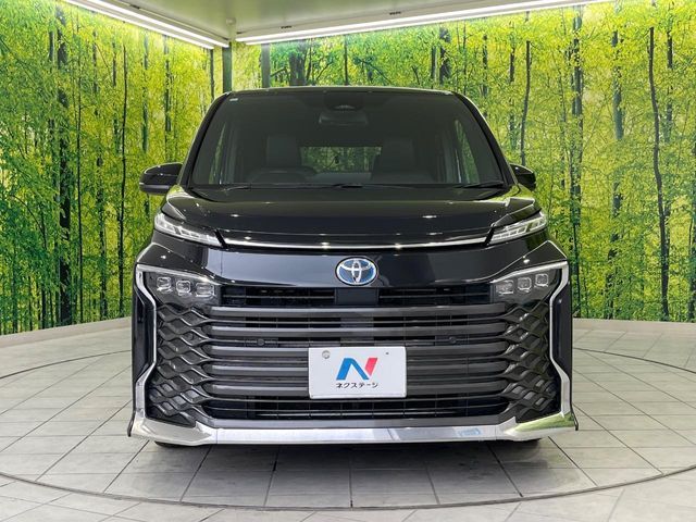 TOYOTA VOXY HYBRID 2023 Image 31