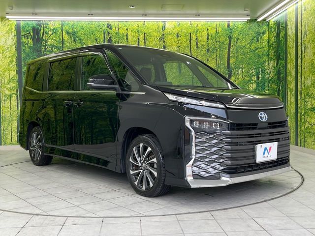 TOYOTA VOXY HYBRID 2023 Image 31